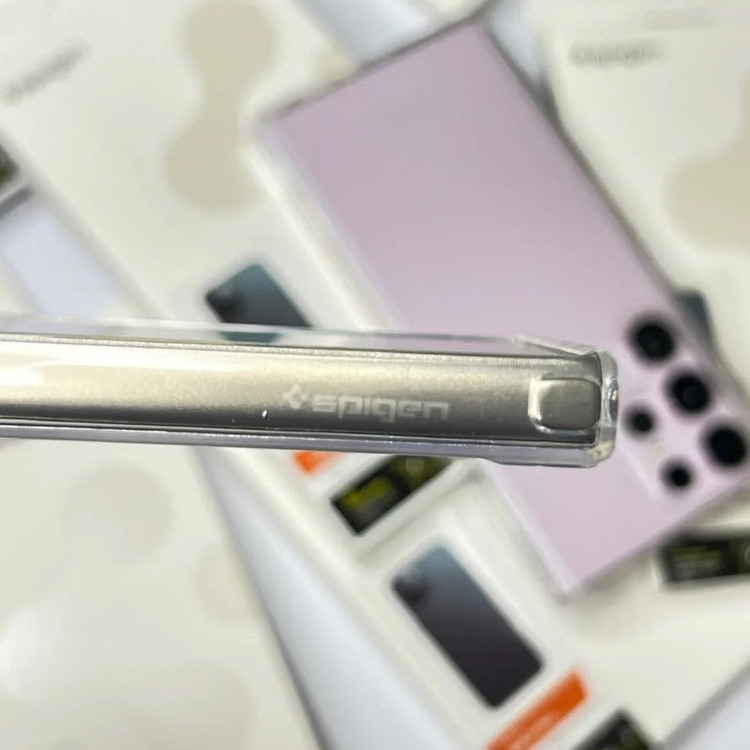 کاور اسپیگن مدل ultra hybrid clear magsafe مناسب برای گوشی موبایل سامسونگ galaxy 24ultra