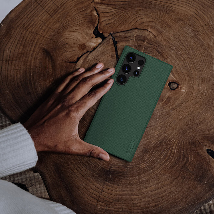 کاور نیلکین مدل Super Frosted Shield Pro مناسب برای گوشی موبایل سامسونگ Galaxy S24 Ultra