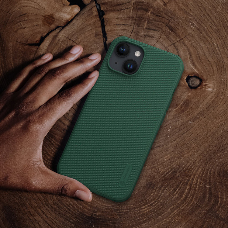 کاور نیلکین مدل Super Frosted Shield Pro مناسب برای گوشی موبایل اپل iPhone 15