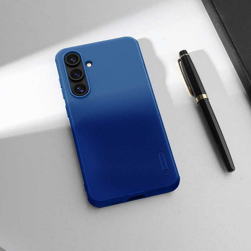 کاور نیلکین مدل Super Frosted Shield Pro مناسب برای گوشی موبایل سامسونگ Galaxy S24 FE