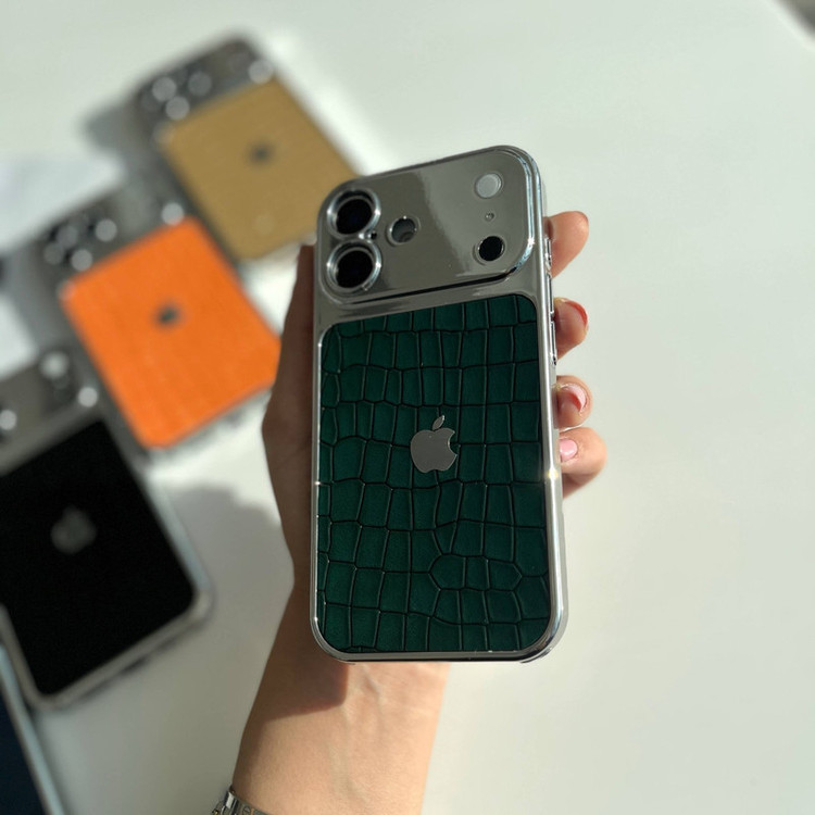 کاور مدل PU Leather طرح کروکدیل مناسب برای گوشی موبایل اپل Iphone 16 pro