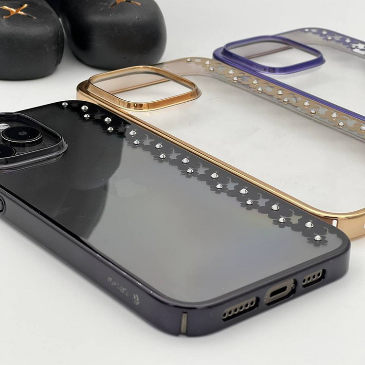 کاور دیویا مدل نگین دار طرح gol مناسب برای گوشی موبایل اپل iphone 14/13