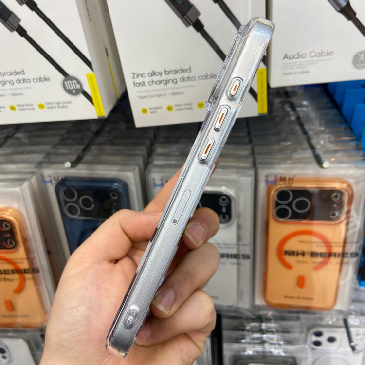 کاور آیس گارد ام اچ مناسب برای گوشی موبایل iphone13