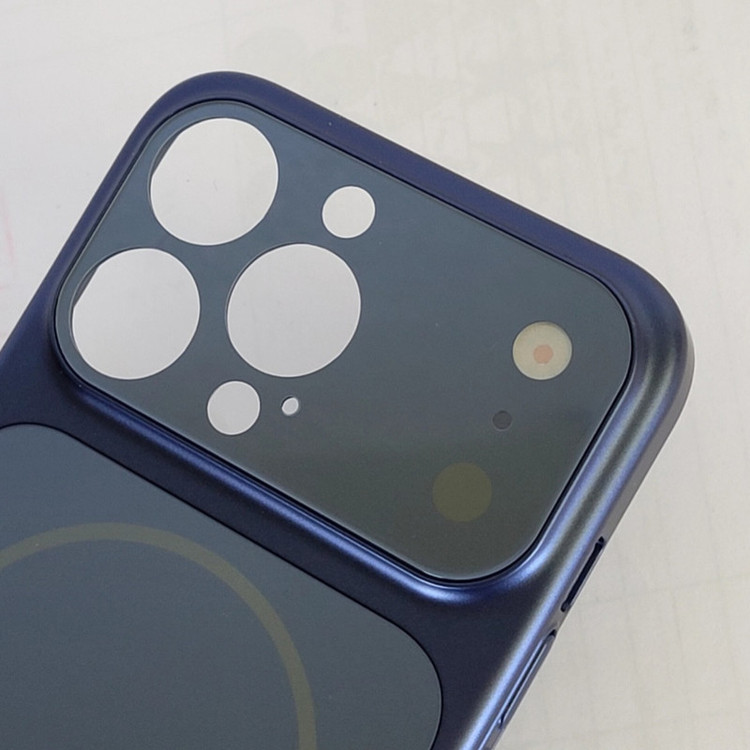 کاور مدل convert مناسب برای گوشی موبایل اپل iphone 13 pro max