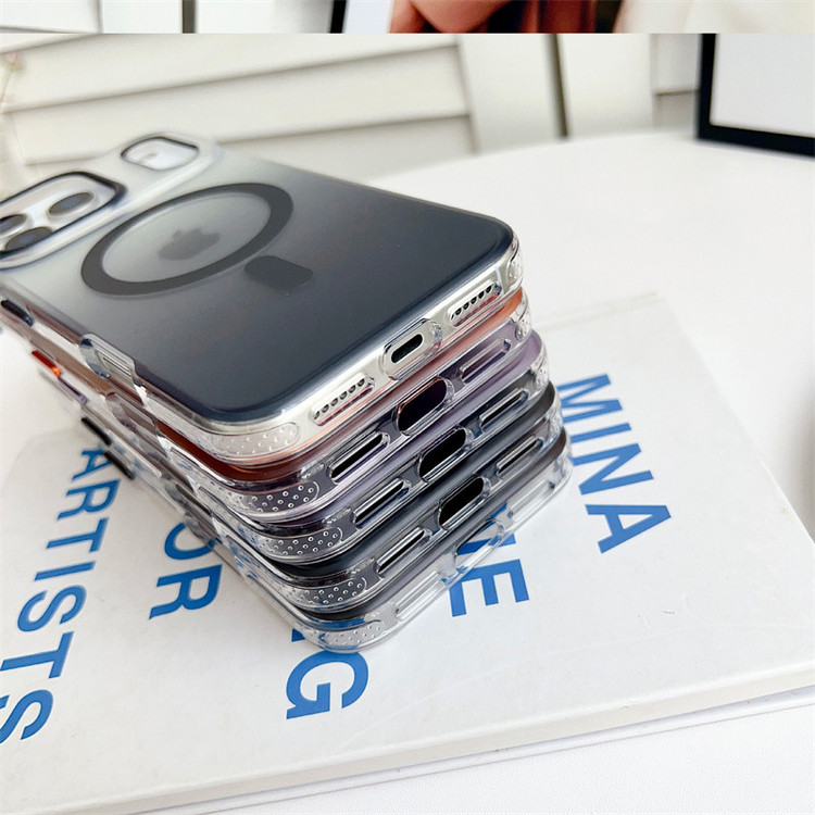کاور اپیکوی مدل Gradient Color Magnetic مناسب برای گوشی موبایل اپل iPhone 17