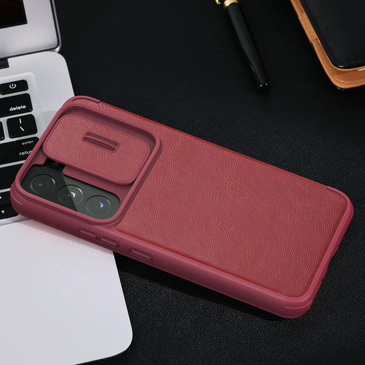 کیف کلاسوری نیلکین مدل QIN PRO مناسب برای گوشی موبایل سامسونگ Galaxy S22