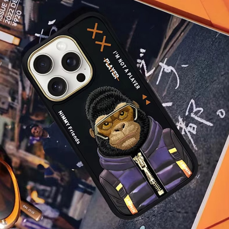 کاور نیمی مدل KM-016 مناسب برای گوشی موبایل اپل iPhone 16 pro
