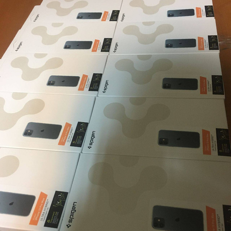 کاور اسپیگن مدل ultra hybrid clear مناسب برای گوشی موبایل اپل iphone 16