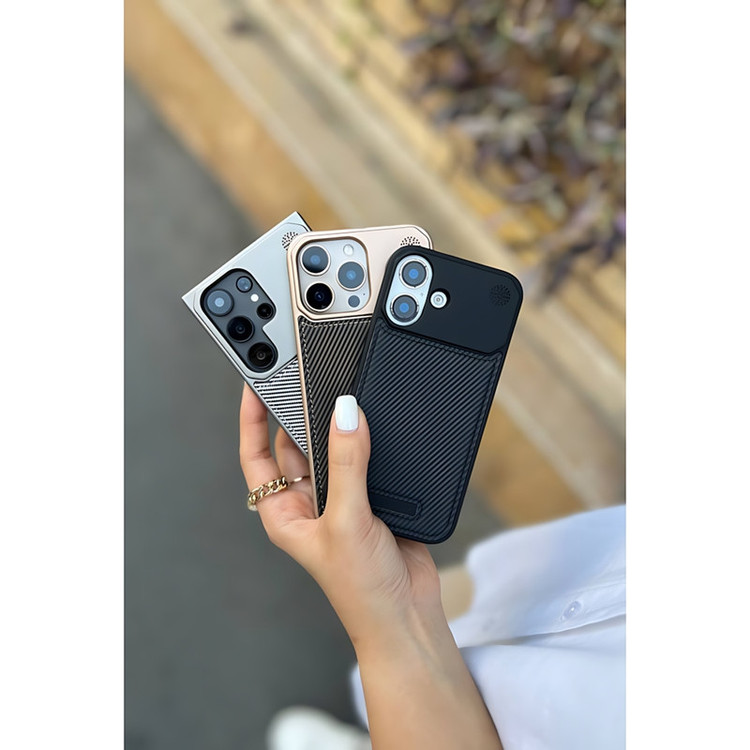 کاور مدل Xandria مناسب برای گوشی موبایل اپل iPhone 16