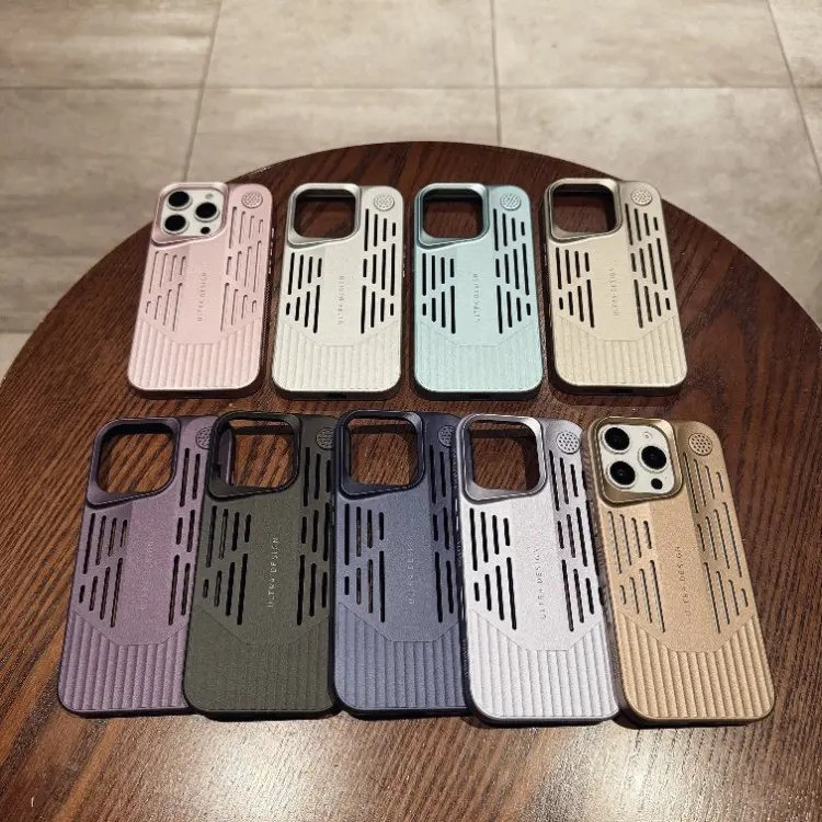 کاور مدل Scento مناسب برای گوشی موبایل اپل iPhone 15 Pro Max
