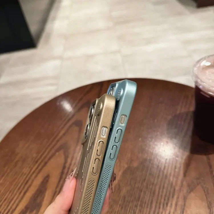 کاور مدل Scento مناسب برای گوشی موبایل اپل iPhone 15 Pro Max