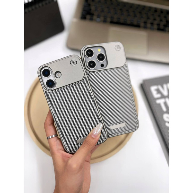 کاور مدل Xandria مناسب برای گوشی موبایل اپل iPhone 15 Pro Max