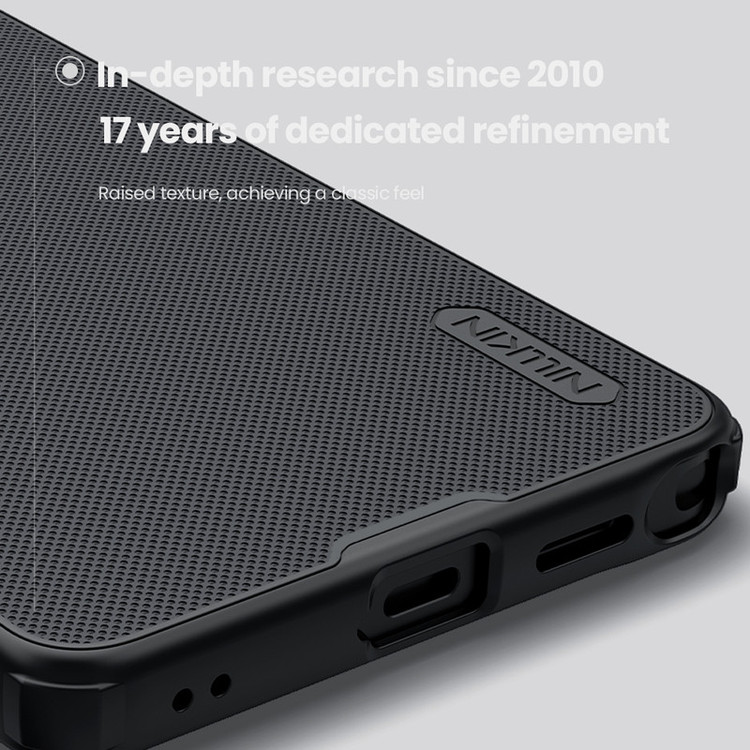 کاور نیلکین مدل Super Frosted Shield Pro مناسب برای گوشی موبایل سامسونگ Galaxy S26 Ultra