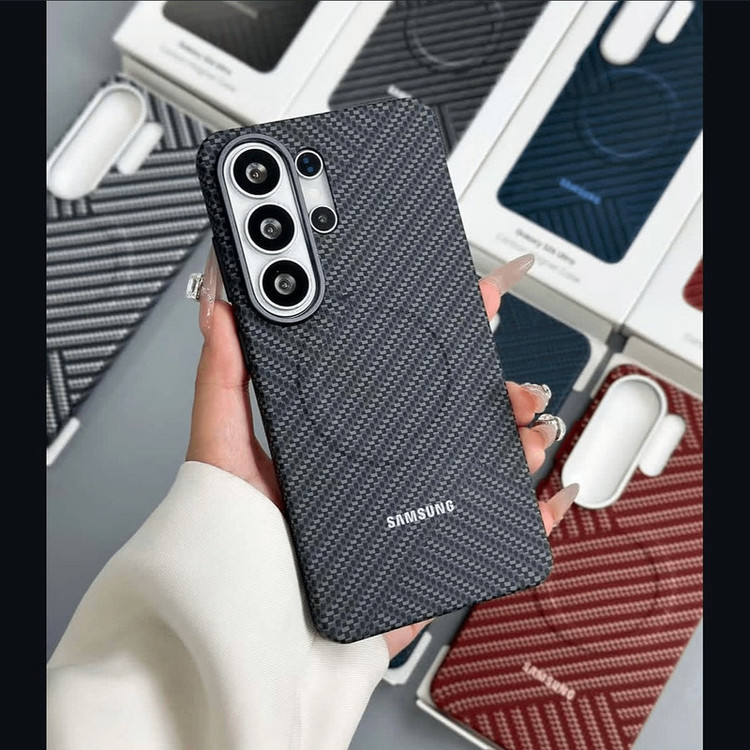 کاور مدل Carbon Magnet مناسب برای گوشی موبایل سامسونگ Galaxy S26 Ultra