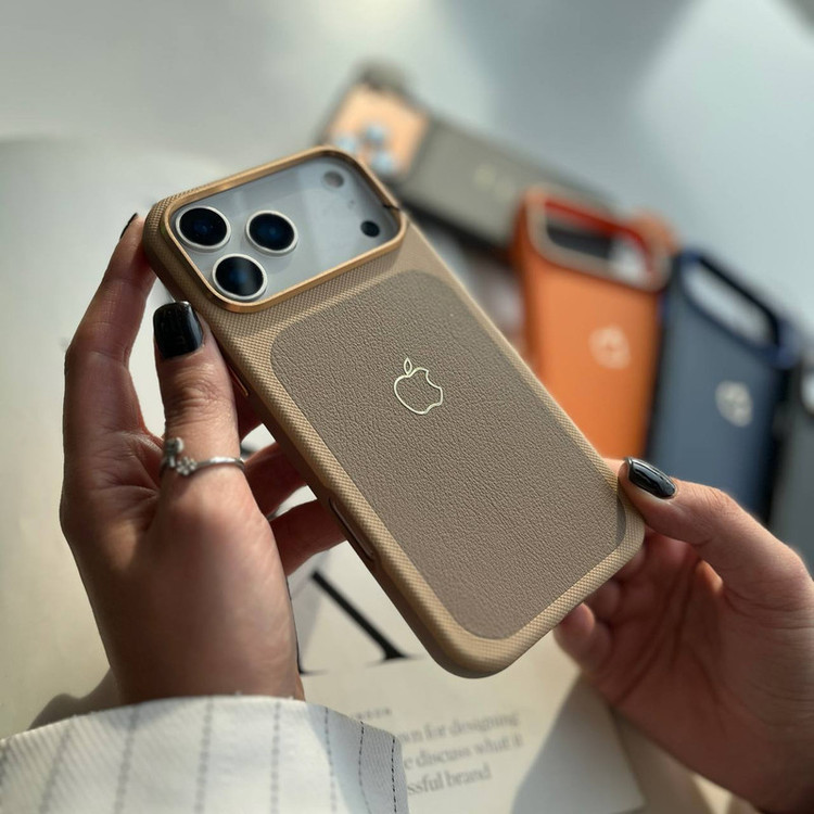 کاور مدل چرم طرح Hidden magsafe مناسب برای گوشی موبایل اپل iPhone 17 pro max