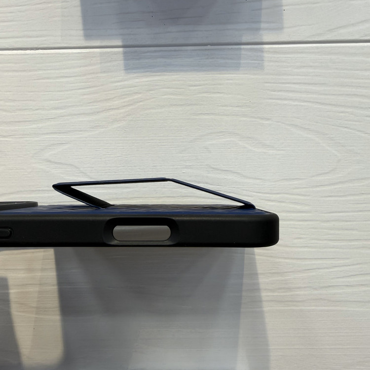 کاور لوِلو مدل lv11 مناسب برای گوشی موبایل اپل iPhone 17 Promax