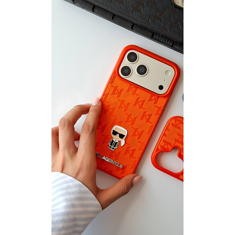 کاور کارل لاگرفلد مدل Lager Noir مناسب برای گوشی موبایل اپل iPhone 17 Pro Max