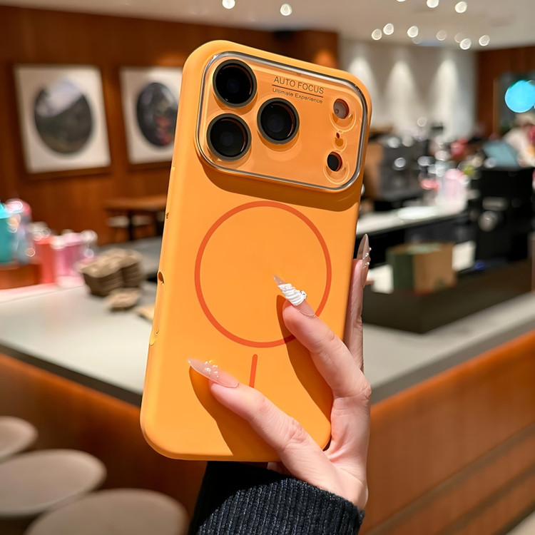 کاور مدل Zoya مناسب برای گوشی موبایل اپل iPhone 17 Pro Max