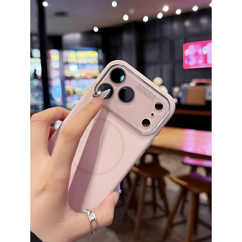 کاور مدل Zoya مناسب برای گوشی موبایل اپل iPhone 17 Pro Max