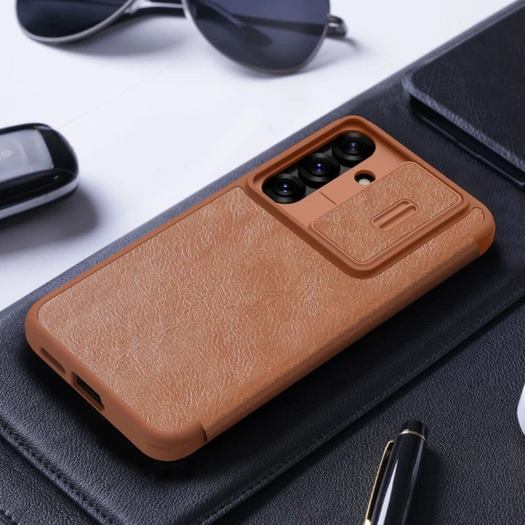 کیف کلاسوری نیلکین مدل Qin Pro مناسب برای گوشی موبایل سامسونگ Galaxy S25 Edge