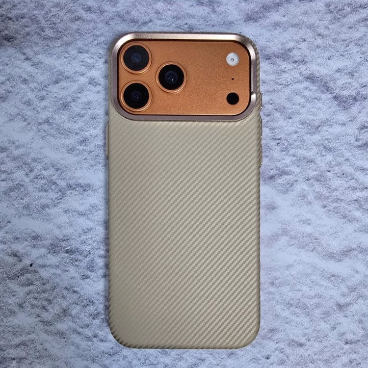 کاور آیپفت مدل Carbon magsafe مناسب برای گوشی موبایل اپل iPhone 17 pro max