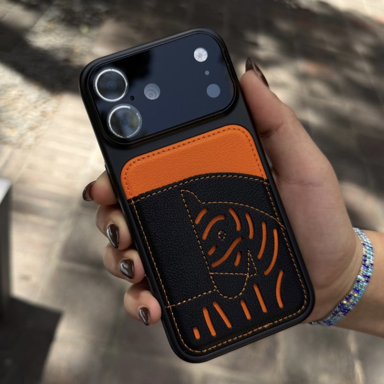 کاور مدل چرم مناسب برای گوشی موبایل اپل iphone 13