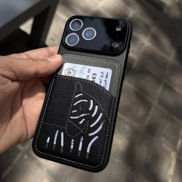 کاور مدل چرم مناسب برای گوشی موبایل اپل iphone 13