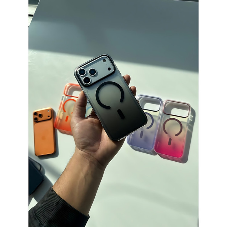 کاور مدل FadeRing مناسب برای گوشی موبایل اپل iPhone 17 Pro