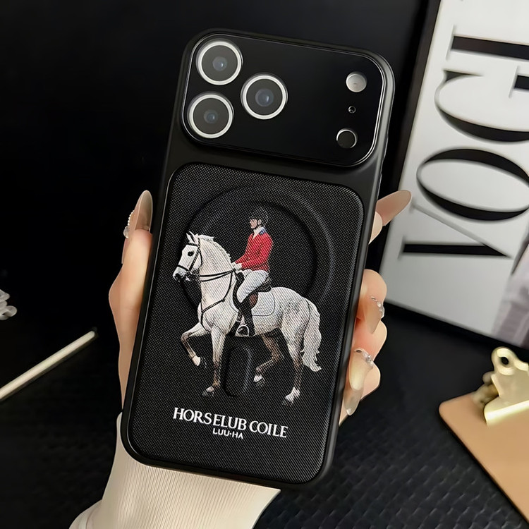 کاور مدل Sylvara مناسب برای گوشی موبایل اپل iPhone 17 Pro Max