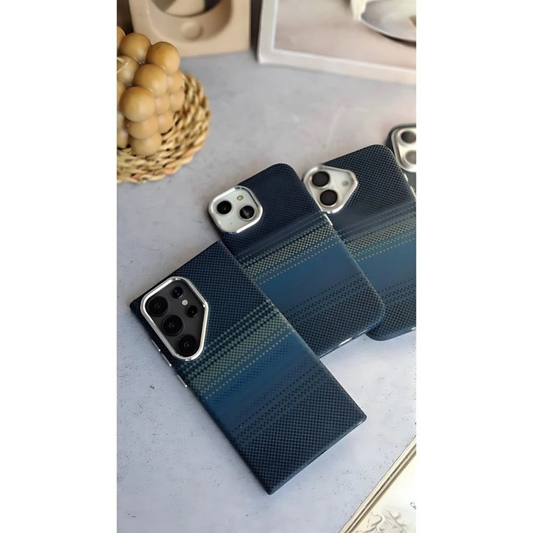 کاور مدل Cytherea مناسب برای گوشی موبایل اپل iPhone 15