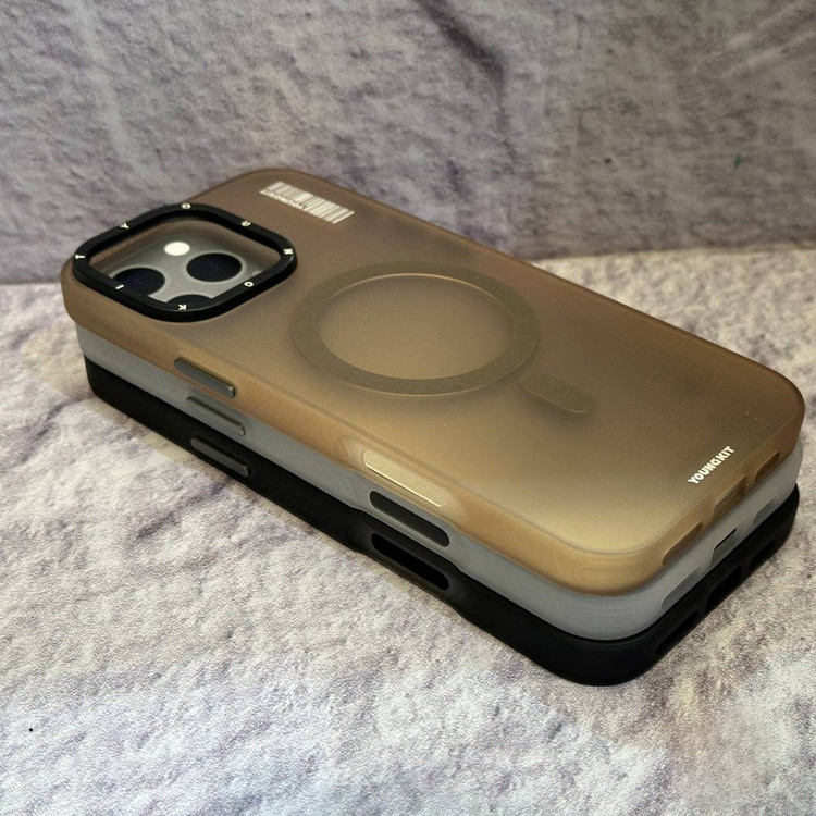 کاور یانگ کیت مدل هیدن سند مناسب برای گوشی موبایل اپل iphone 16 pro max