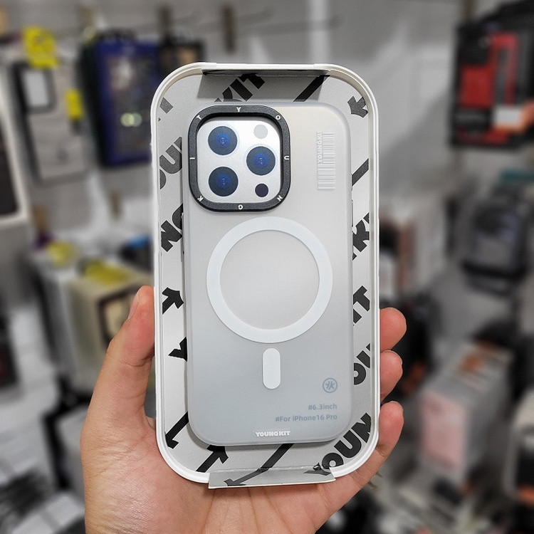 کاور یانگ کیت مدل hiden sand مناسب برای گوشی موبایل اپل iphone 16 pro max