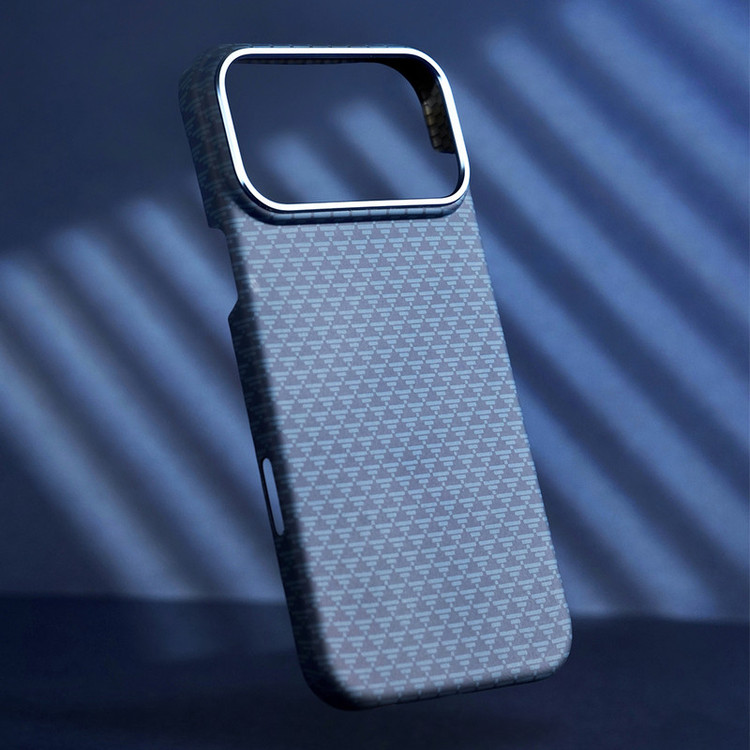 کاور اپیکوی مدل SlimCarbon Triangle Magnetic مناسب برای گوشی موبایل اپل iPhone 17 Pro Max