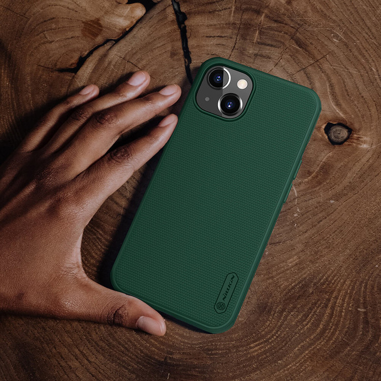 کاور نیلکین مدل Super Frosted Shield Pro مناسب برای گوشی موبایل اپل IPhone 13