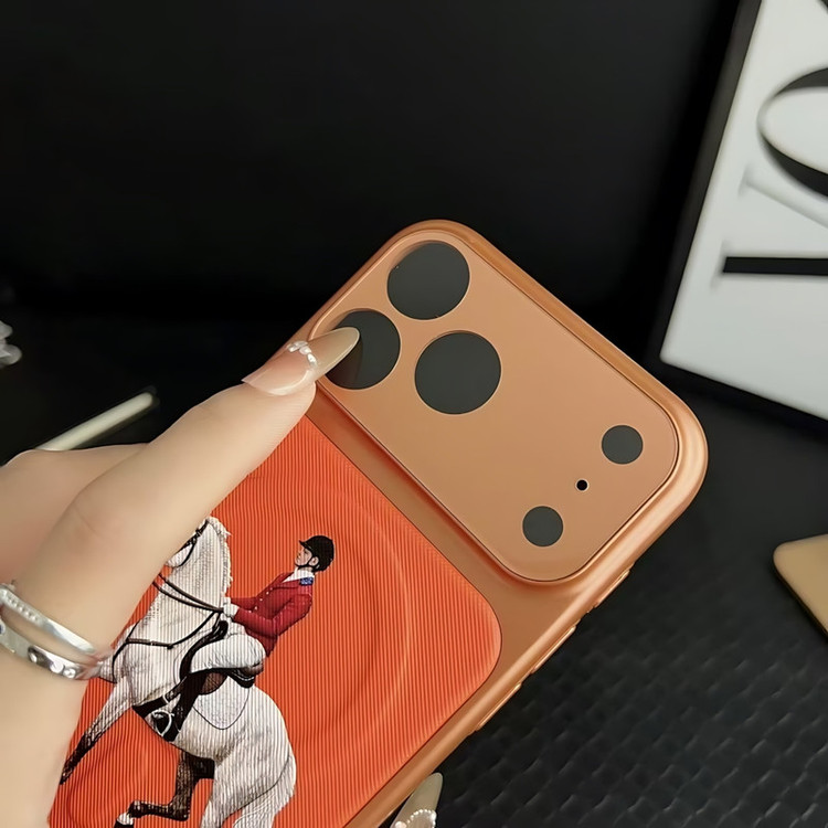 کاور مدل Sylvara مناسب برای گوشی موبایل اپل iPhone 16 Pro Max