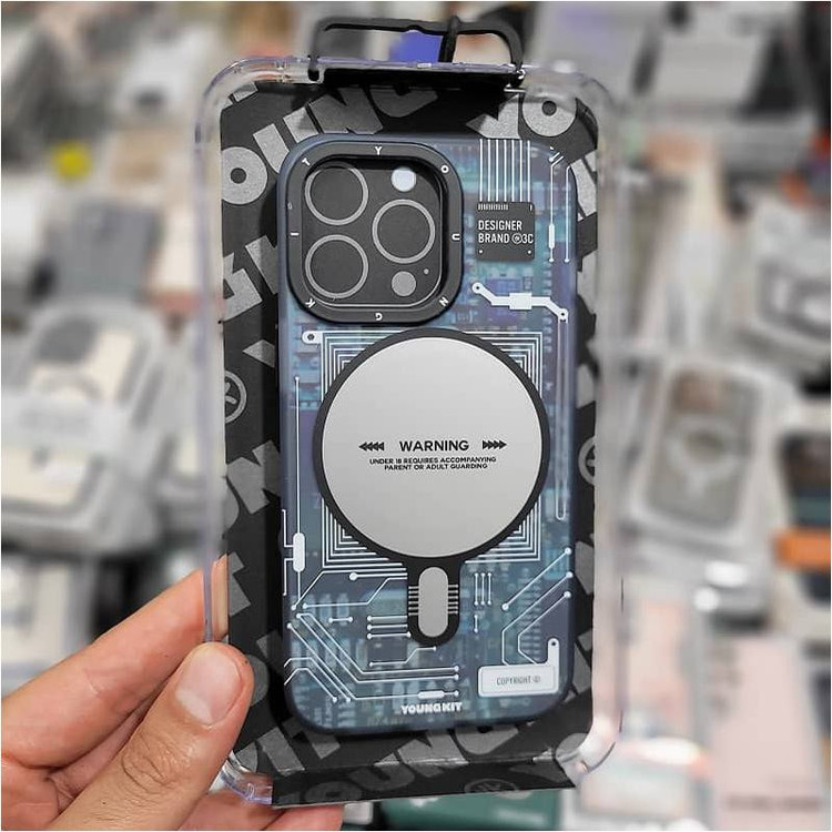 کاور یانگ کیت مدل technology magnetic کد 056 مناسب برای گوشی موبایل اپل iphone 15 pro max