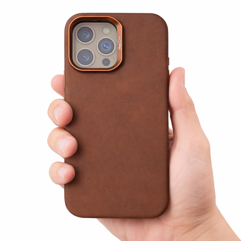 کاور مک کوی مدل Leather مناسب برای گوشی موبایل اپل iPhone 16 Pro Max