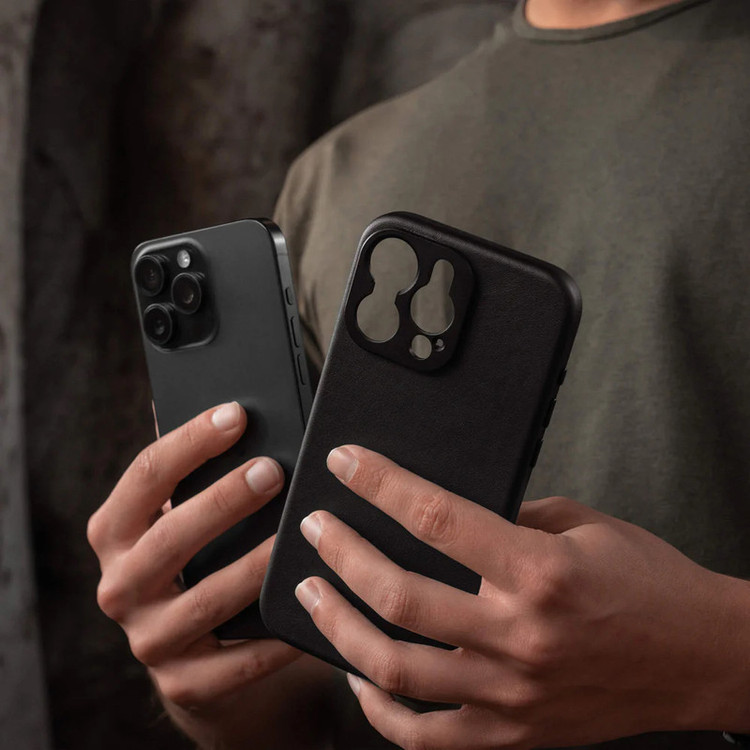 کاور سندمارک مدل Pro Leather مناسب برای گوشی موبایل اپل iPhone 15 Pro Max
