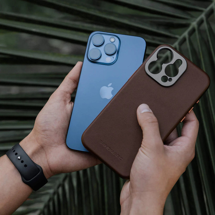 کاور سندمارک مدل Pro Leather مناسب برای گوشی موبایل اپل iPhone 15 Pro Max