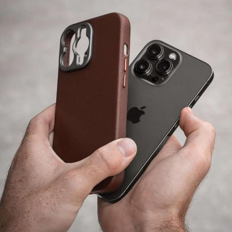 کاور سندمارک مدل Pro Leather مناسب برای گوشی موبایل اپل iPhone 14 Pro